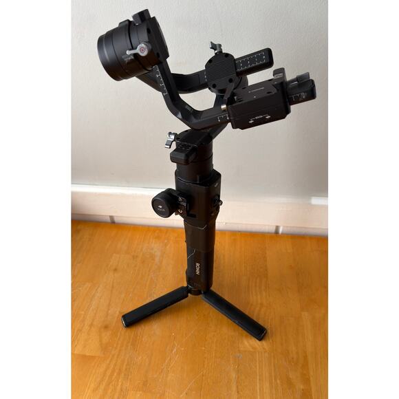 DJI Ronin S Gimbal Handheld Stabilizer, Used, with Case - Picture 1 of 4